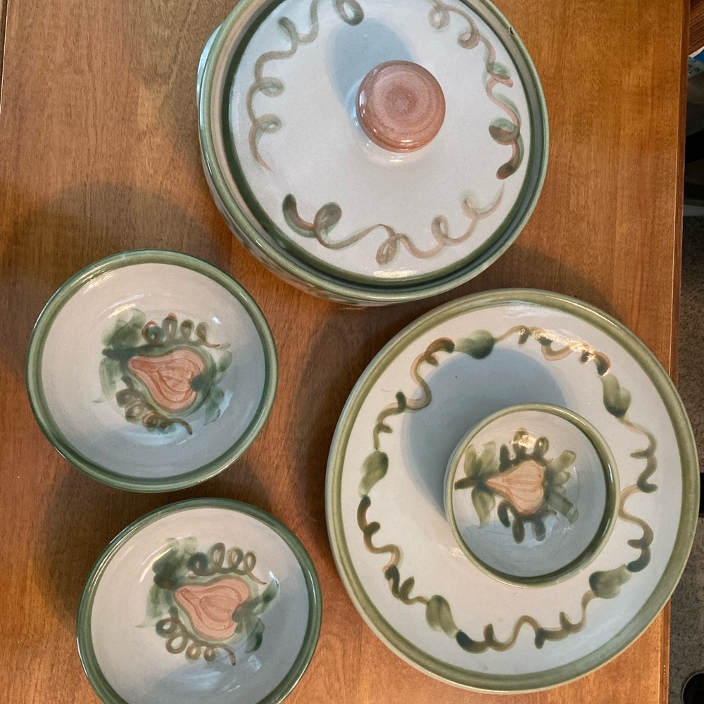 Matching bowls, Harvest pattern from Louisville Stoneware - Picture 4 of 4